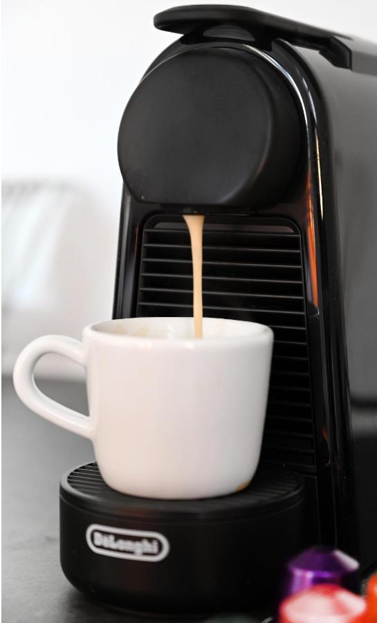 Gemuetliches Appartement Mit Netflix, Nespresso Und Boxspringbett Augusta Esterno foto